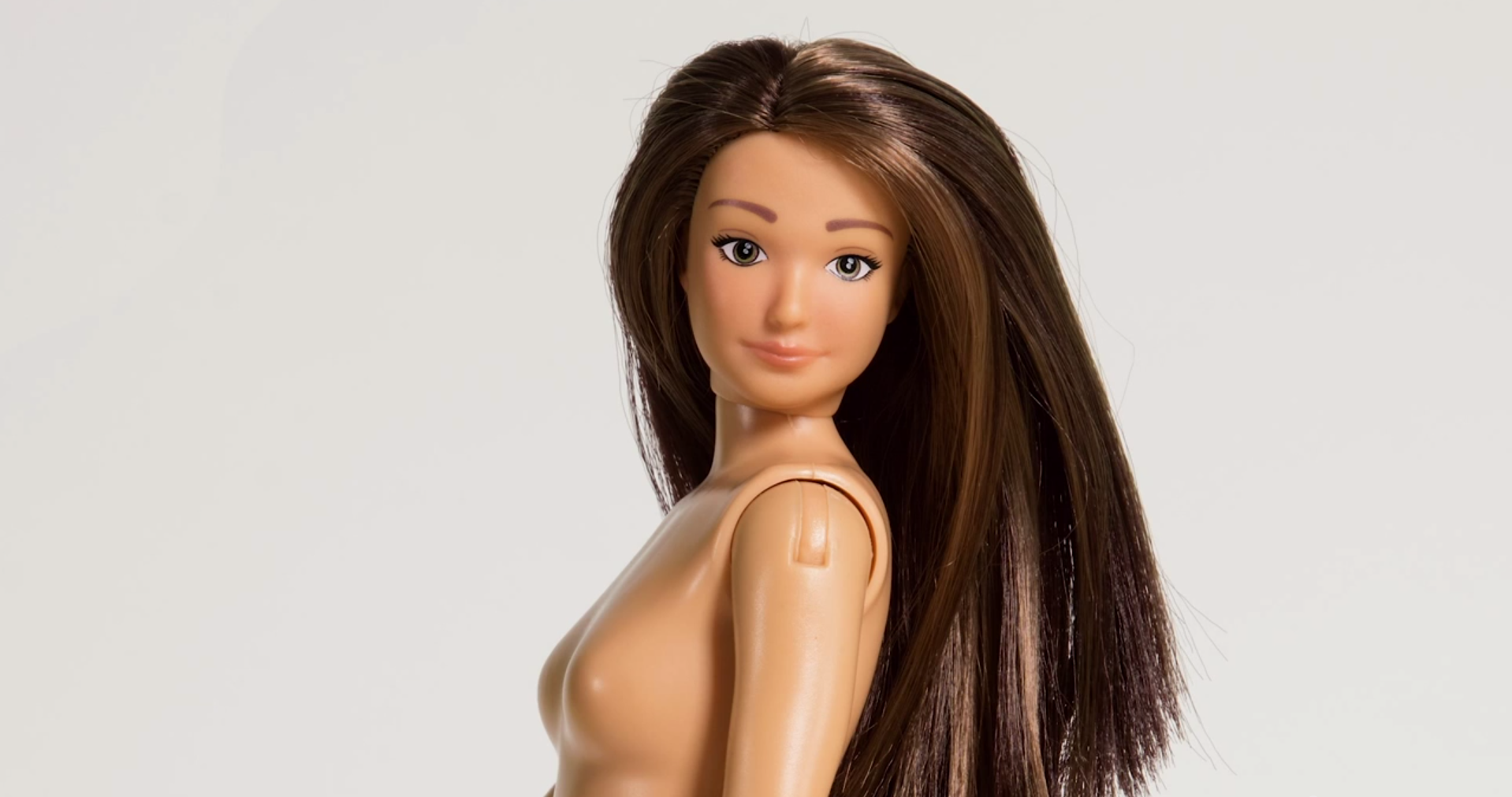 Milu barbie desnuda